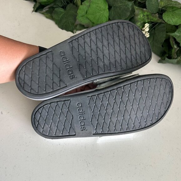 Adidas Womens Silver Metallic Slide Sandals Size 8 - Picture 8 of 8
